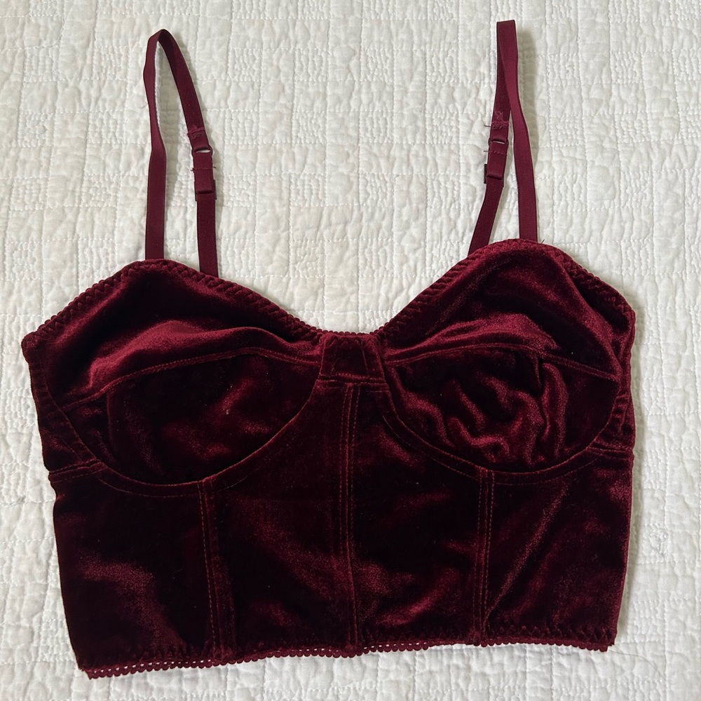 Garage velvet cropped top -SIZE XS